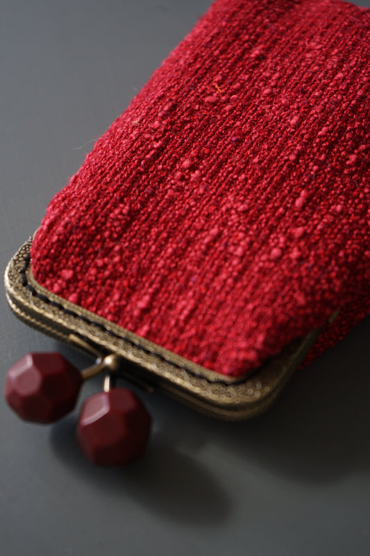 Ludovica bright red