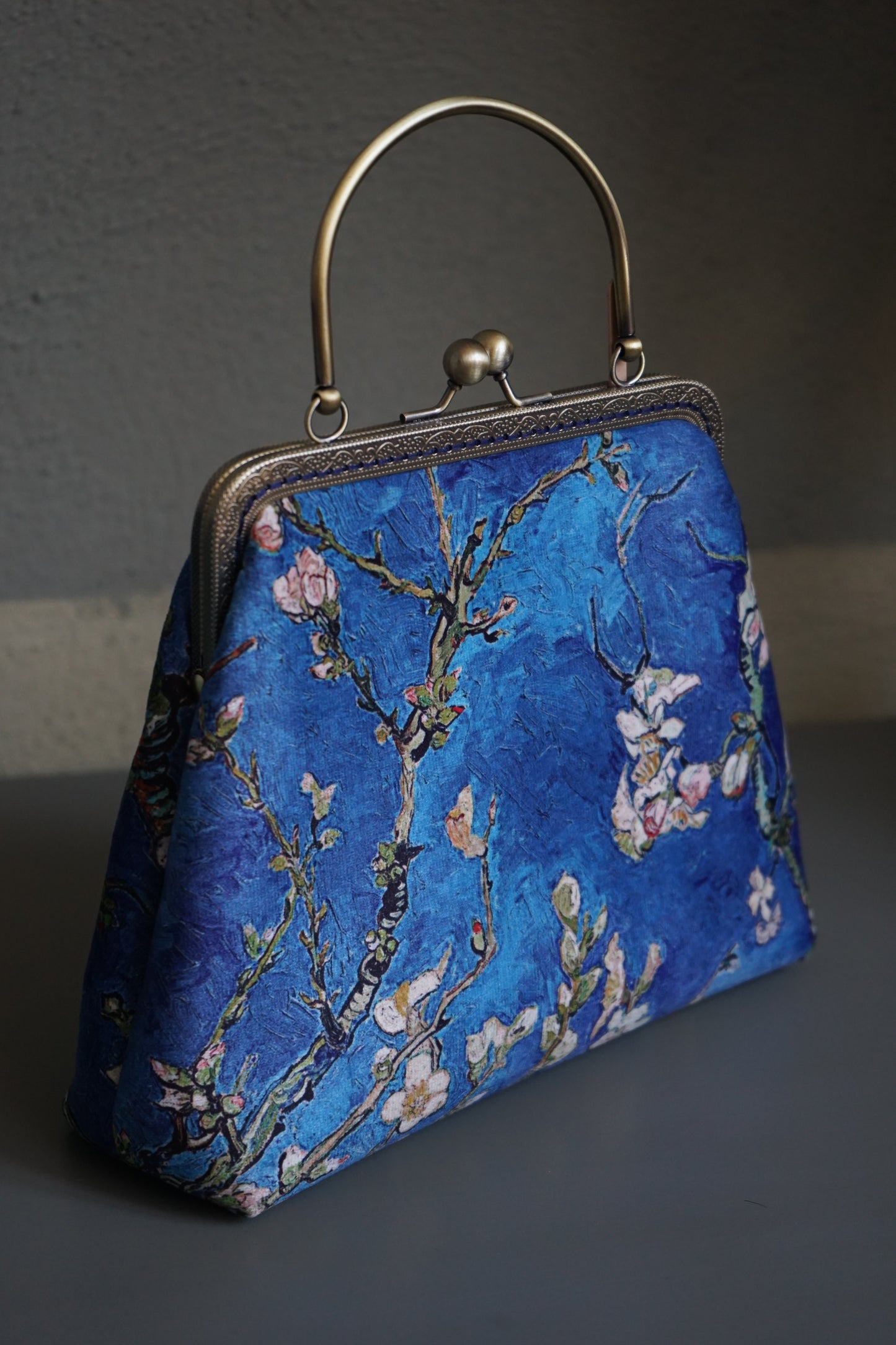 CECILIA Almond Blossom