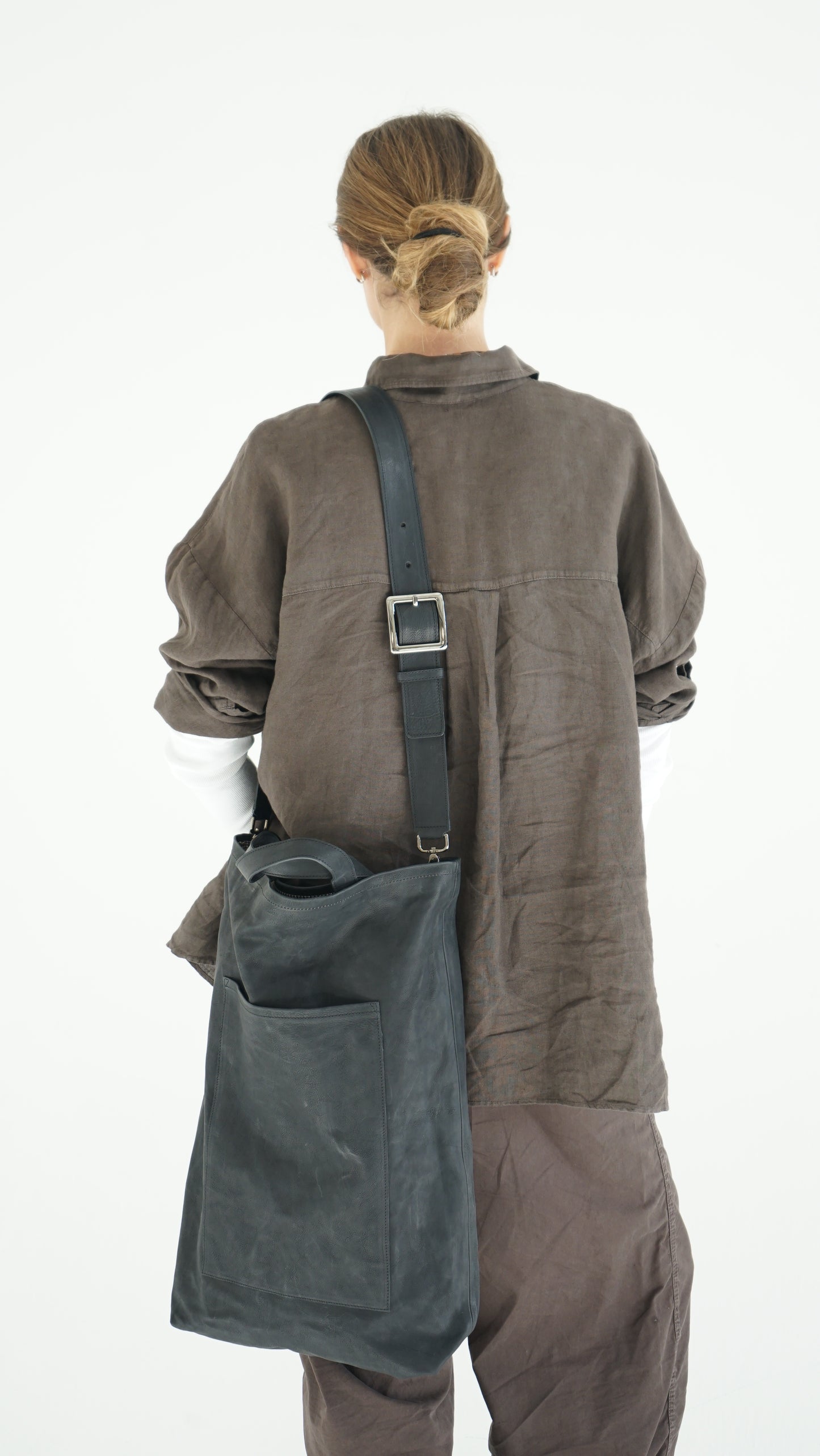 Voyage Black