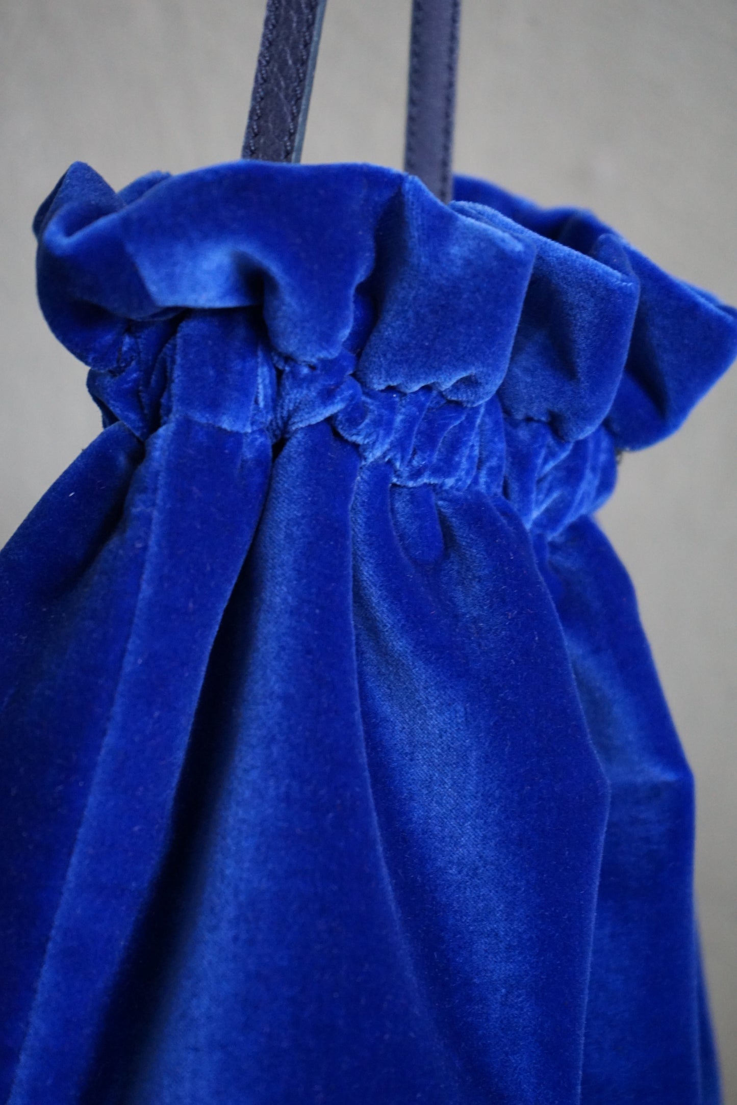 Petit Sac velvet Blu Elettrico