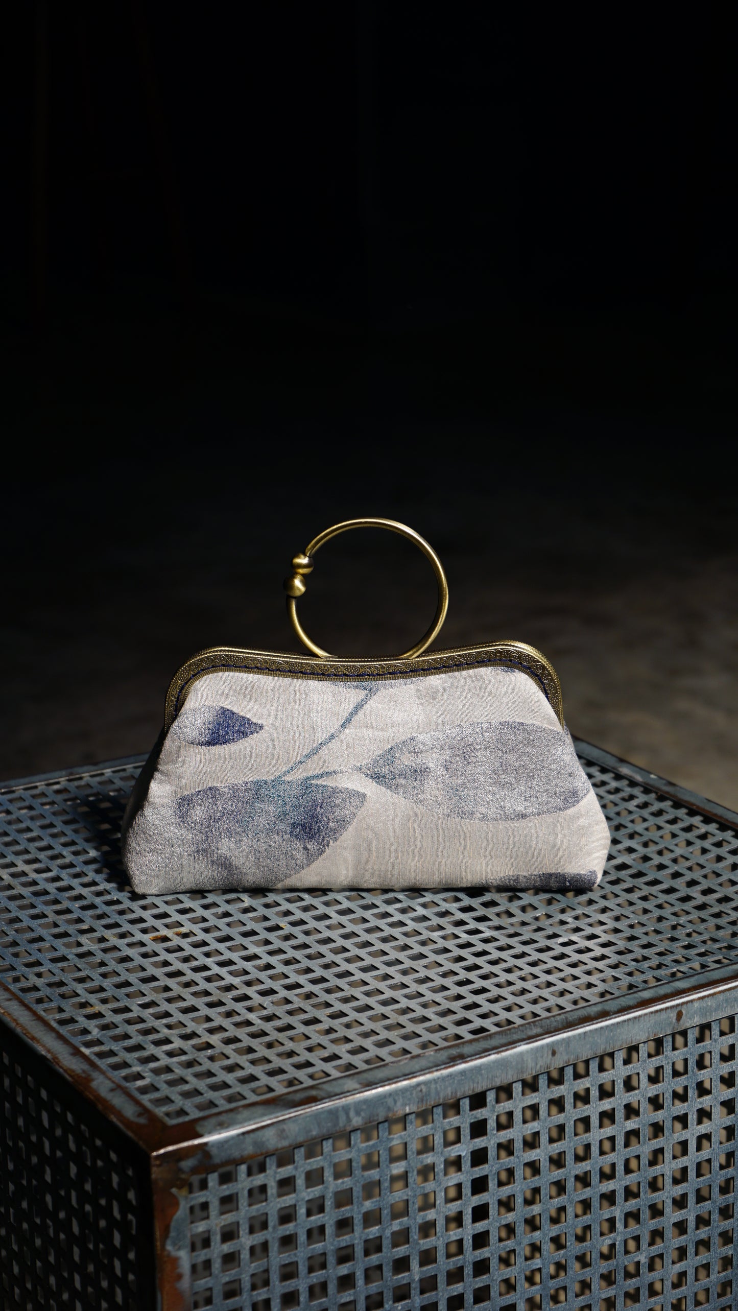 Matilde Blue leaf