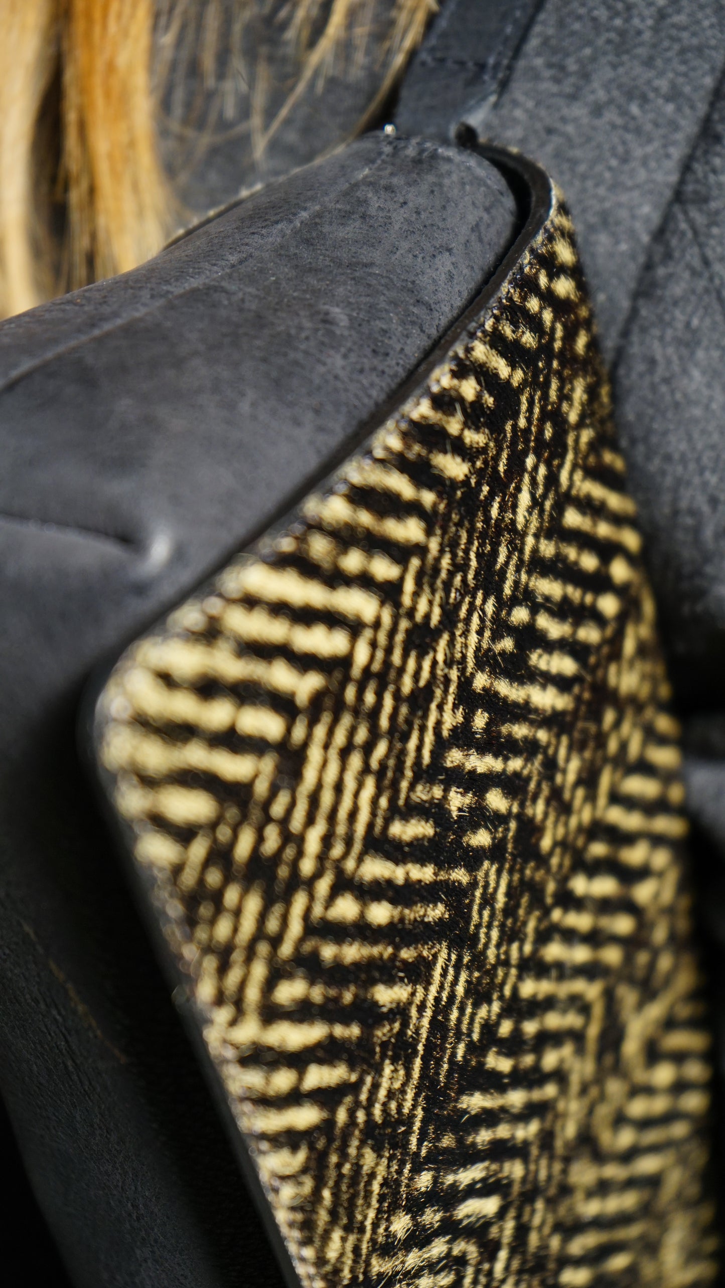 Oblique Pony Herringbone