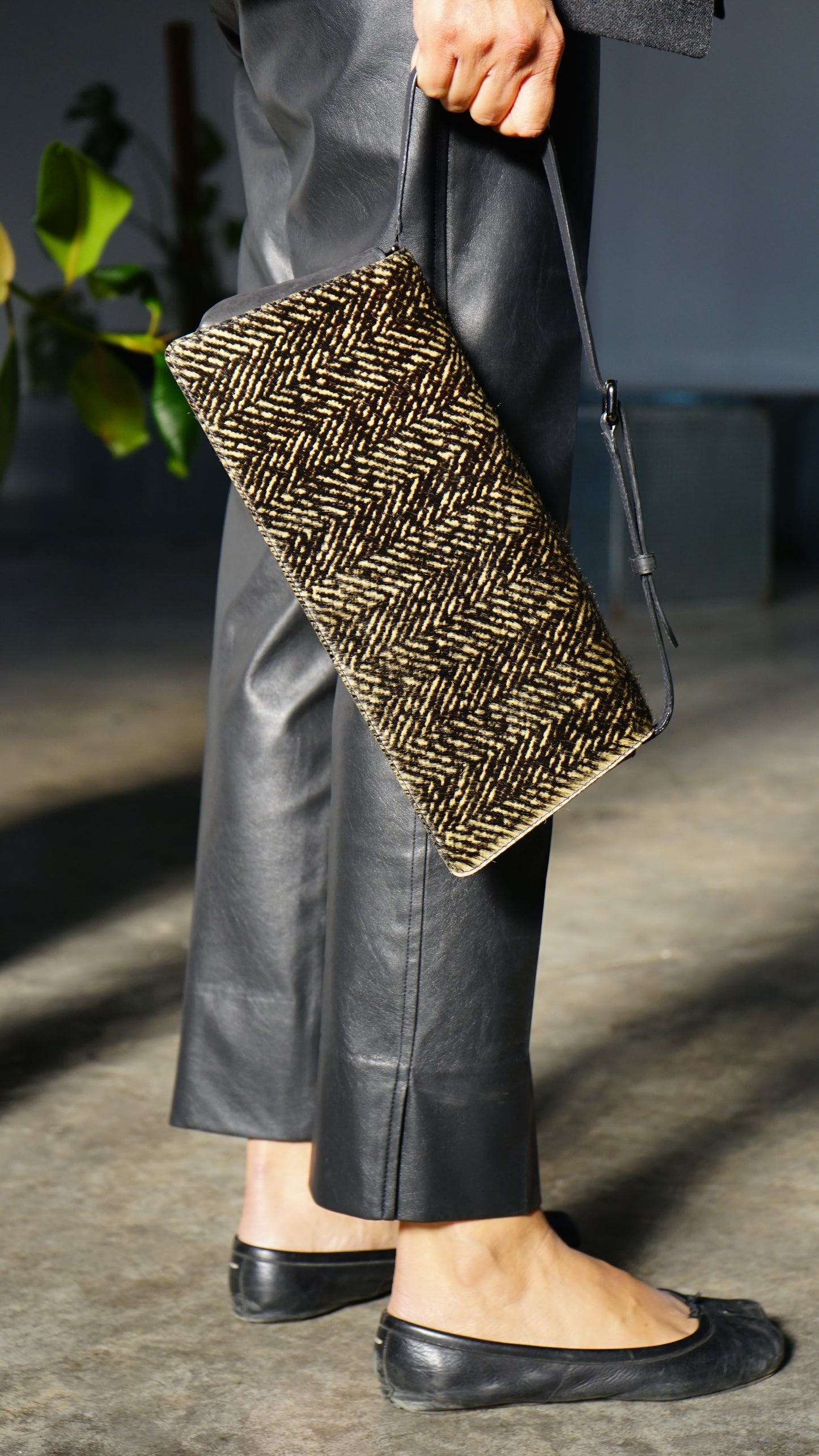 Oblique Pony Herringbone