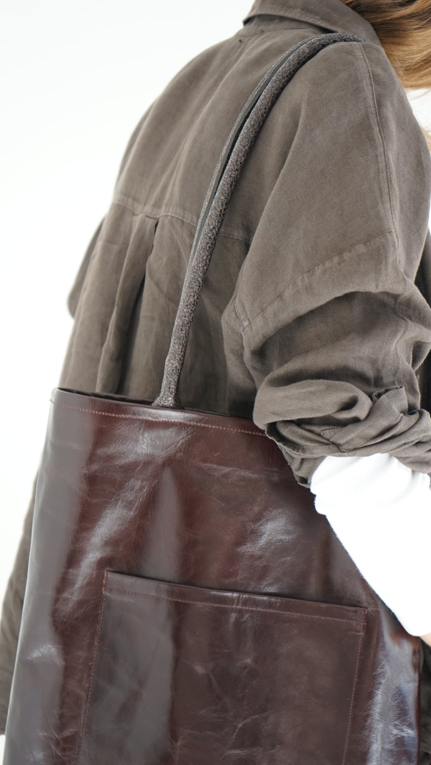 Voyage Handle Burgundy