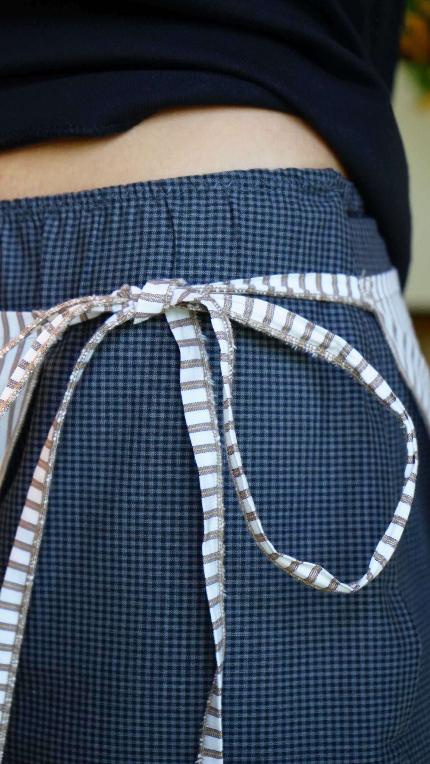 Micro Check Skirt Dark Grey