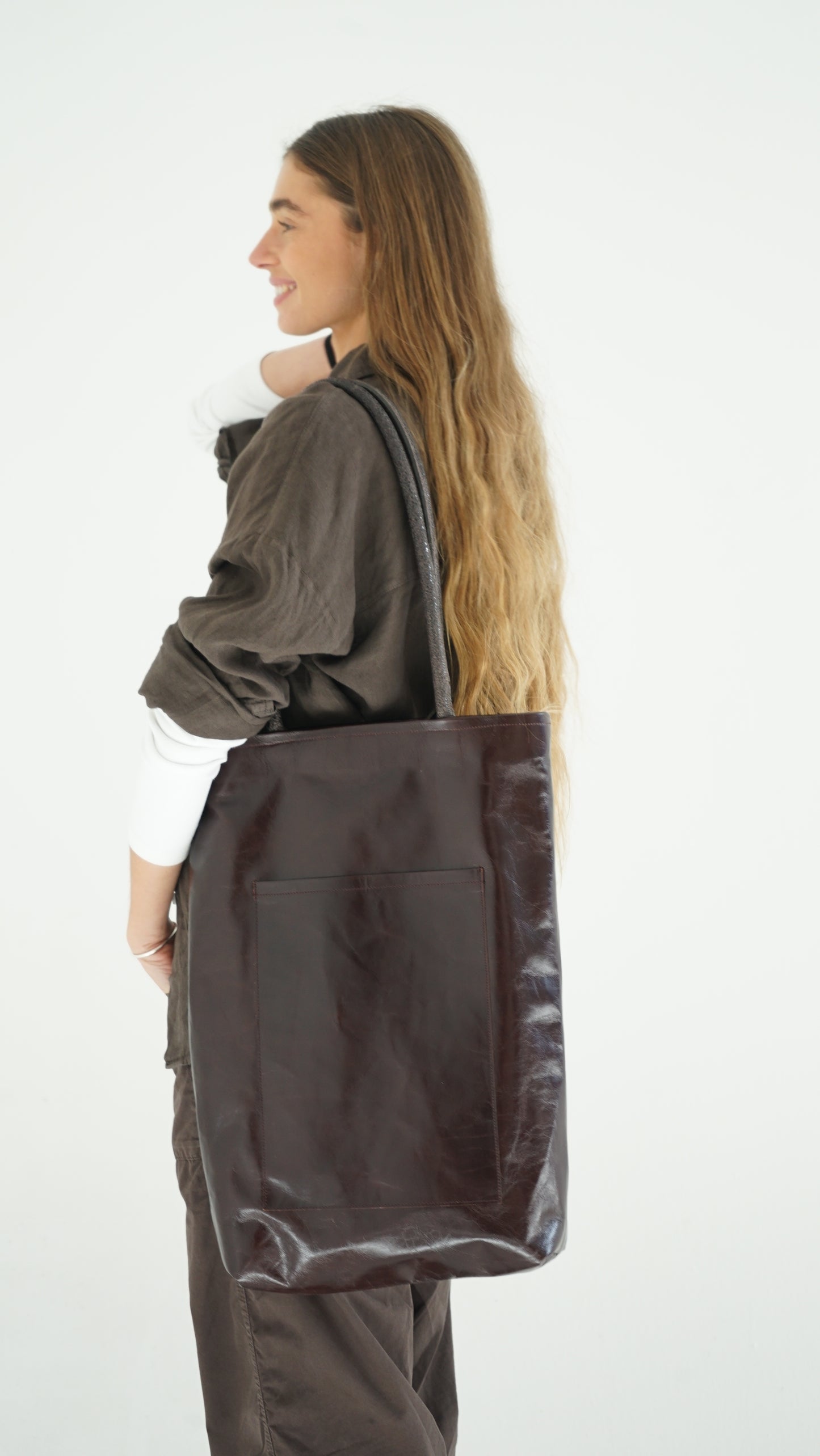 Voyage Handle Burgundy